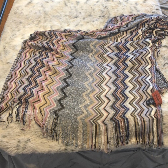 Missoni scarf - Picture 4 of 7